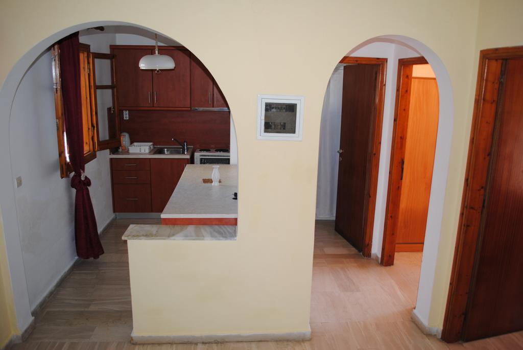Hotel Olga Agios Stefanos Avliotes  Bilik gambar